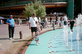 Justy in Disneyland Fountain 2